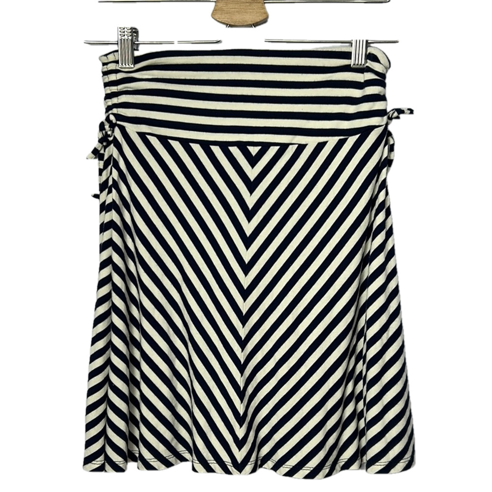 Dakini Striped Navy And White Skirt